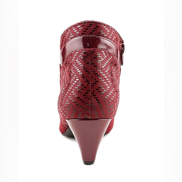 Karen Scott Cahleb Dress Contemporary Style Booties Wine Color 9 M - Picture 2 of 9